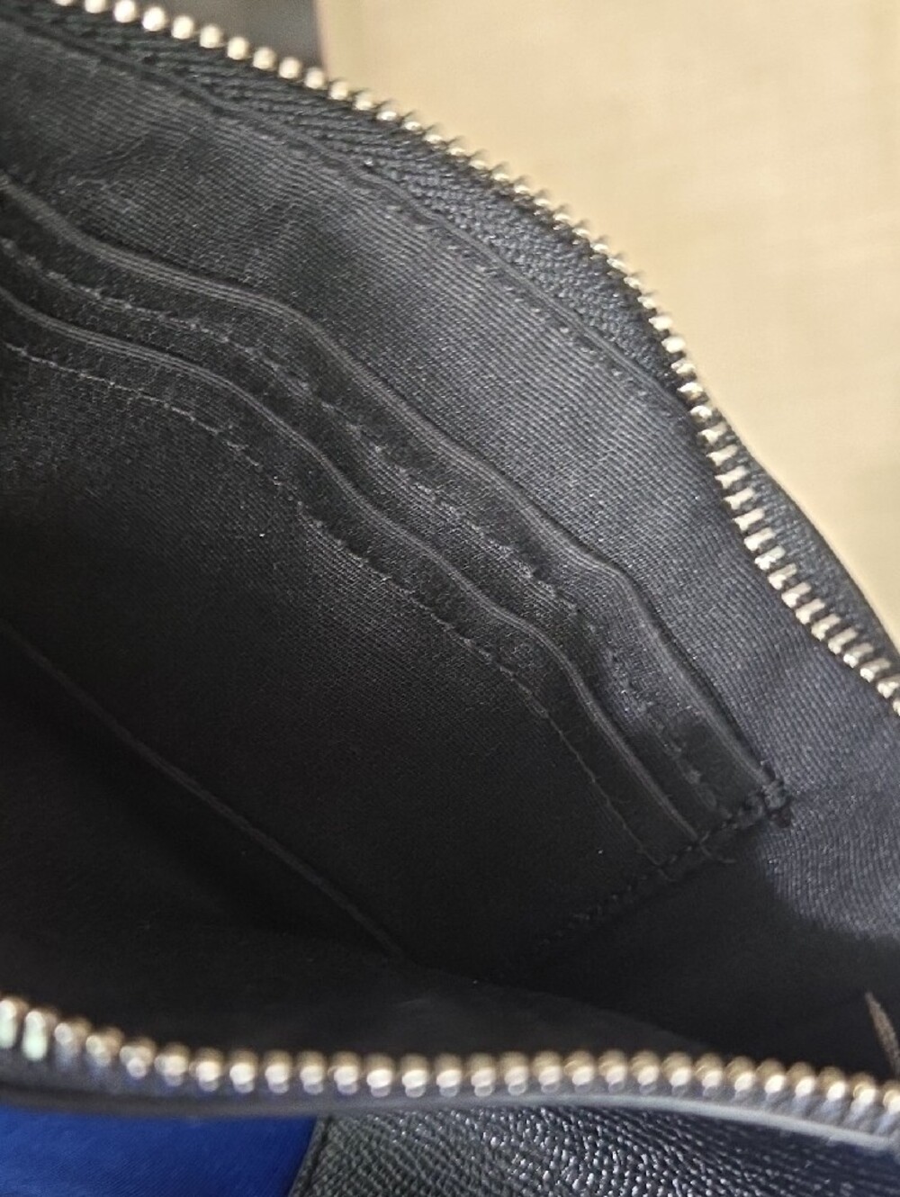 Like-new Coach Black Glitter Star Wristlet Pouch - Picture 7 of 8